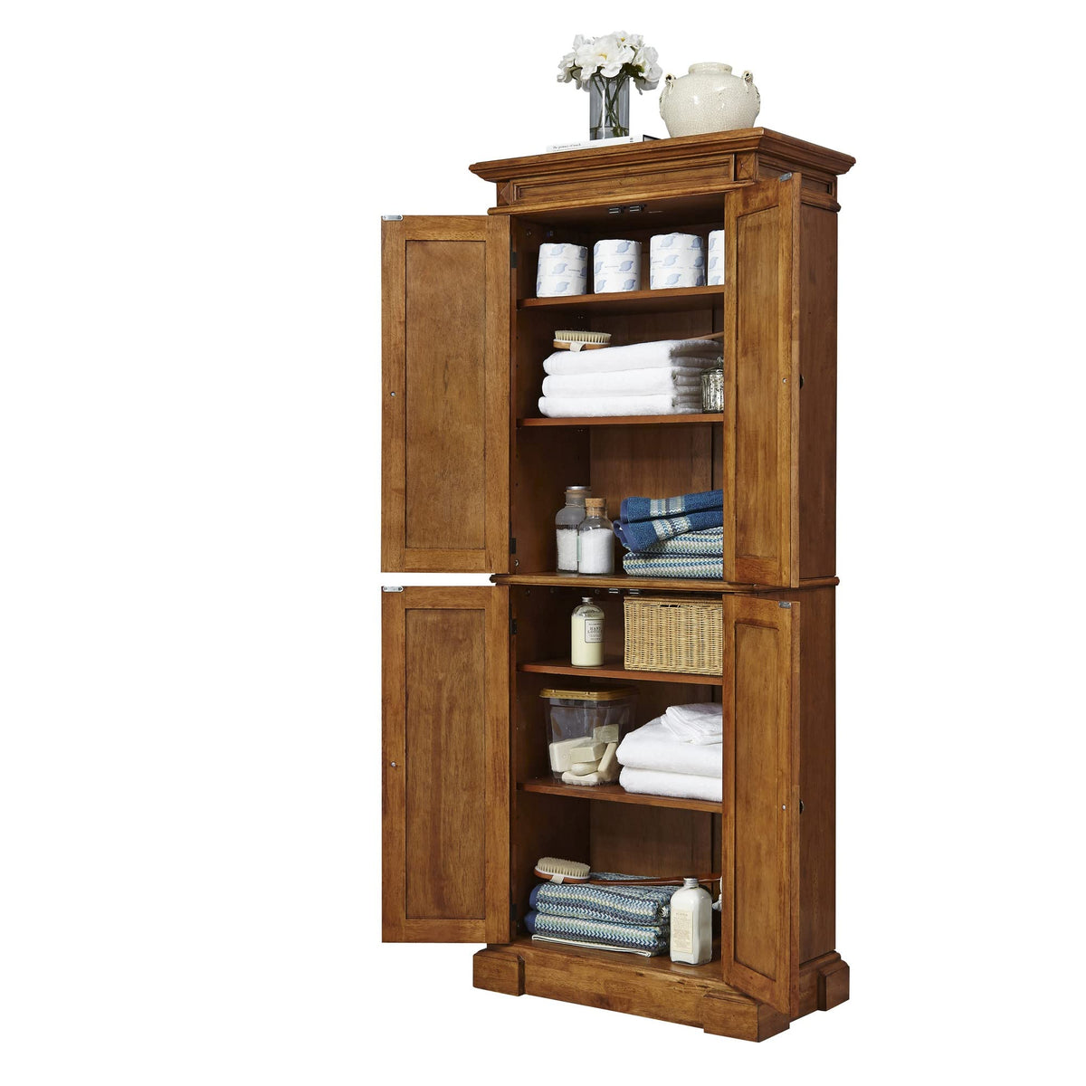 Distressed Oak Pantry O655