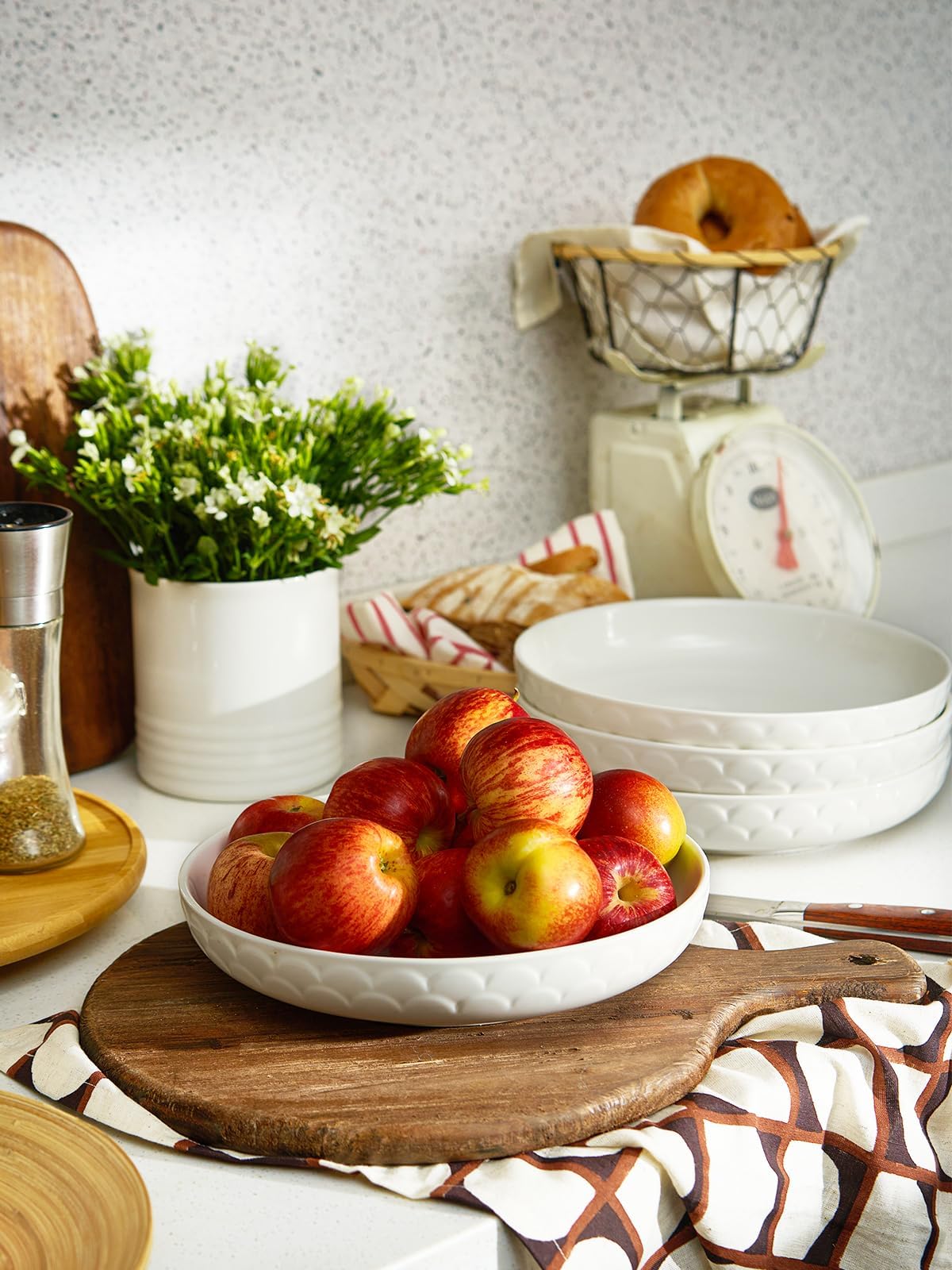 Set of 4 White Ceramic Pasta Bowls K997