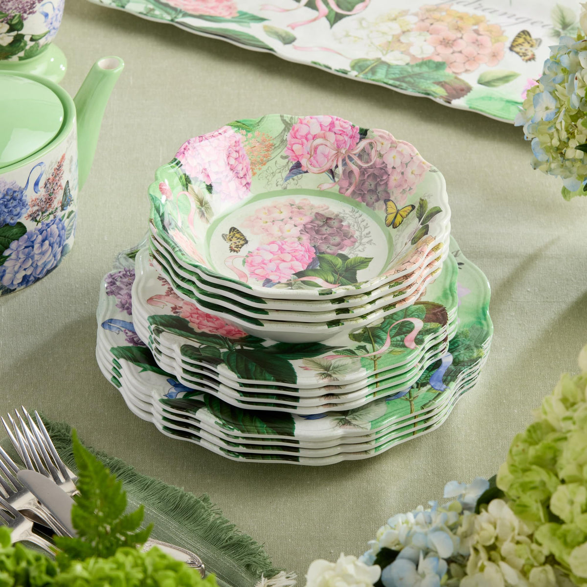 Melamine 12-Piece Dinnerware Set Service for 4 C531472